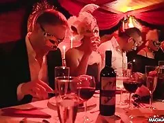 Magma film fetitxe swinger party
